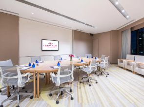 Crowne Plaza Bangkok Lumpini Park by IHG