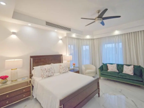 Luxury 6bdr Villa at Tortuga Bay Near Beach Golf