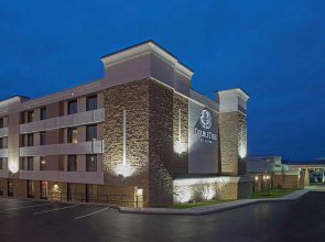 DoubleTree by Hilton Schenectady Downtown