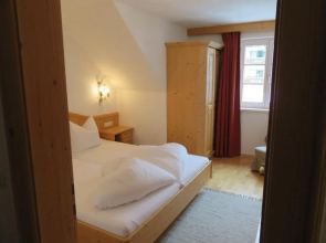 Murrmel Apartments