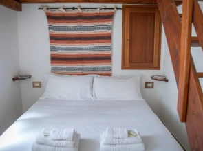 Welcomely - Country House Muristene- Iris