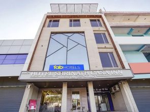 Fabhotel Shrinath Casa Inn