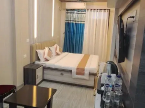 Sun High Stay Luxury Guest House