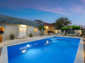 Villa Mandarin