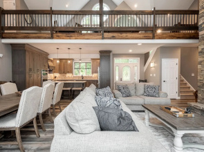 Stoney Point Five Bedroom Holiday Home
