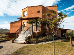 Quaint Farmhouse in Plagiari surrounded with Olive Trees