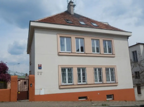 Garden Grape House