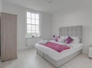 Luxury City Centre Apartment With Fantastic City Views