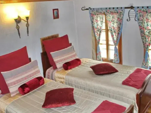 Guest House James