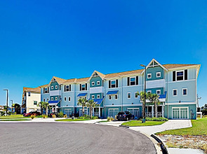 New Listing! New-build In Beachside Resort W/ Pool 3 Bedroom Home