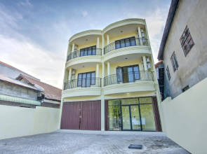 Oyo 2509 Central District Residence