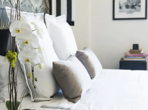 The Mayfair Hotel Los Angeles