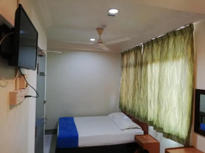 Sri Gate Hotel