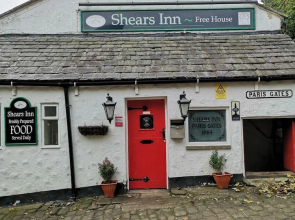 Shears Inn