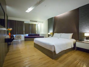Trinity Silom Hotel