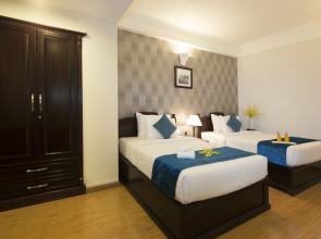 Sunrise Central Hotel