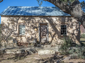 Charming Hill Country Getaway in Texas