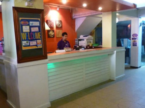 Отель Sawasdee Khaosan Inn