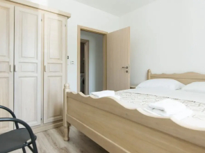 Apartments Villa Marija II on the beach