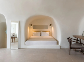 Art Maisons Oia Castle Hotel