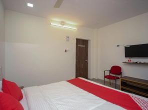 OYO 24580 Sri Surya Guest Inn