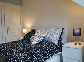 Leith Home - Sleeps 6