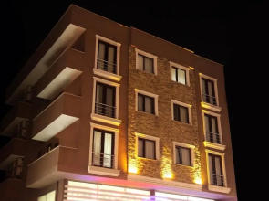 Moon Residence