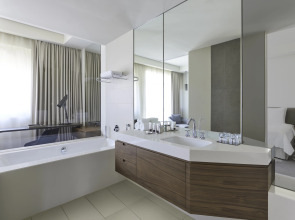 The Heritage Hotel, Autograph Collection