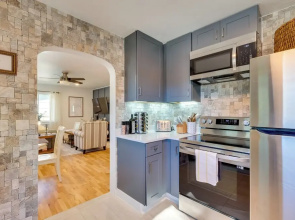 Loveland Retreat w/ Bicycles, Deck & Fire Pit!