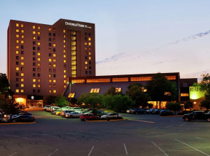 DoubleTree by Hilton Minneapolis - Park Place