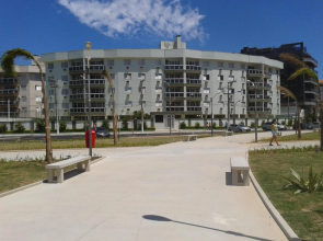 Joneson aluga um apto 3 Quartos na beira da Praia do Forte