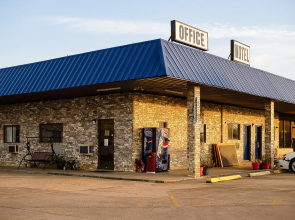OYO Hotel Waldron AR - Hwy 71