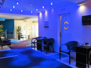 9 Queens Spa Hotel
