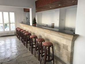 Axiothea Hotel