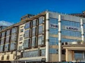 Caesar's Luxury Hotel	