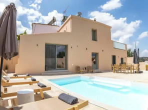 Roots Villa