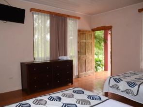 Lumbres del Arenal Cabinas y Villas