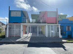 Loft container central c/ estacionamento