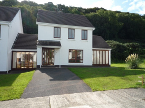 Pine Cove Holiday Home No 11