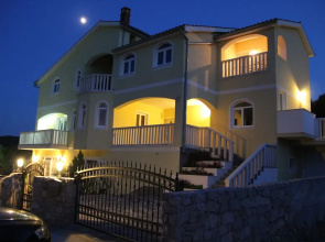 Apartments Villa Lidija