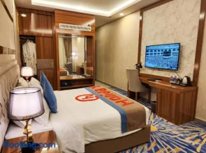 Holiday Al Khaleej Hotel