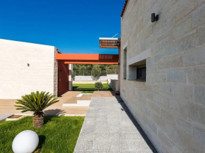 Villa Aori