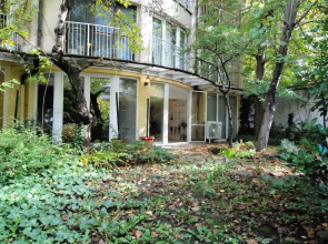 Baratero Garden Apartment