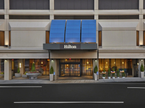 DoubleTree by Hilton Hartford Downtown