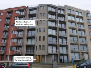 Studio apartment 'De Strandwandeling' with frontal sea view near Ostend