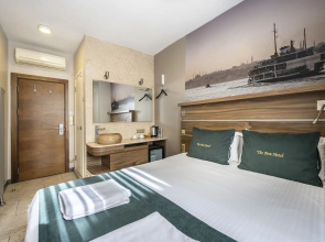 The Pera Hotel