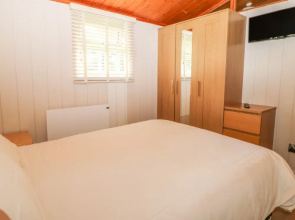 Pine Lodge