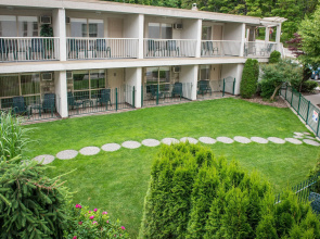 Hilltop Inn