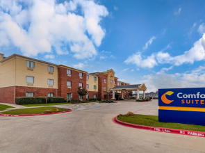 Comfort Suites Ennis