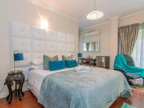 La-Peng Guest House